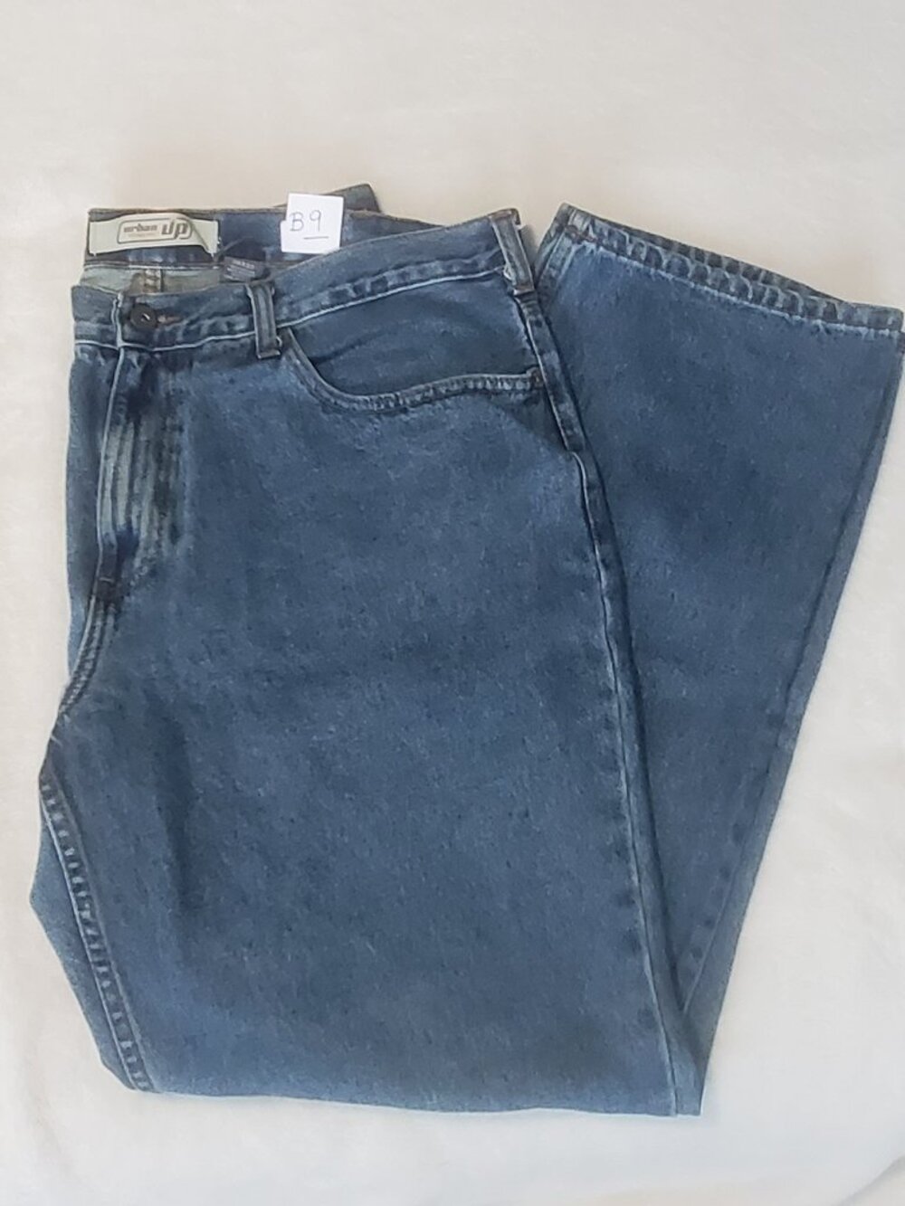 Urban Pipeline Men's Vintage Jeans Size: 38x32 Excellent vintage condition